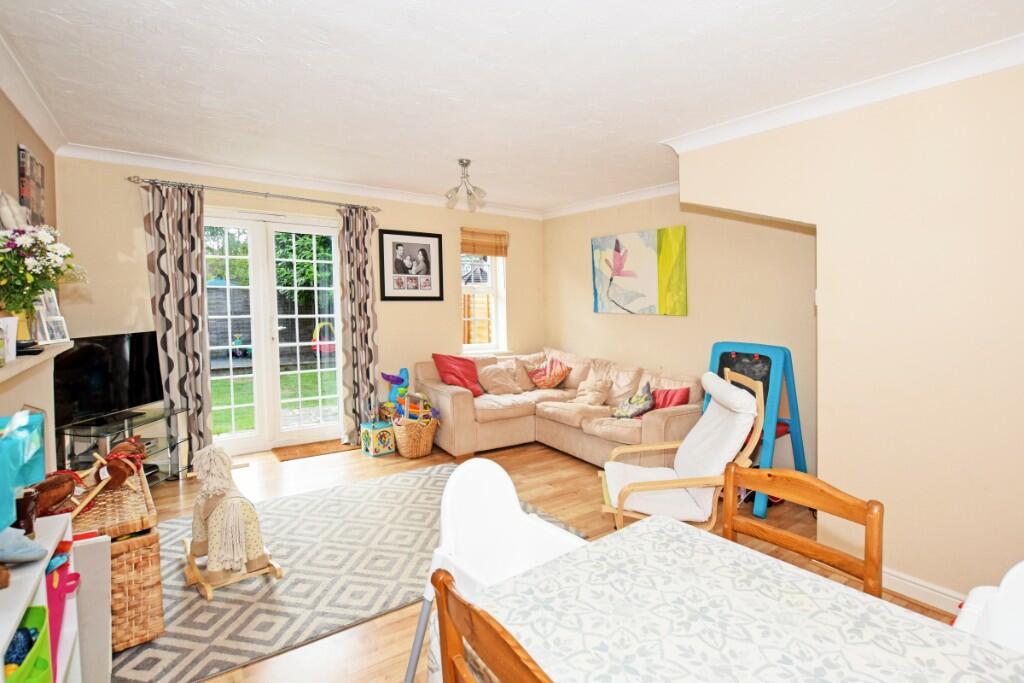 Lounge Dining Room