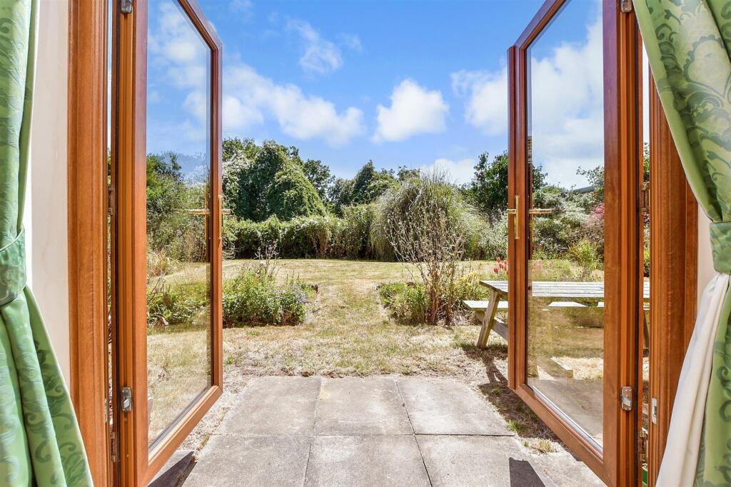 External Lifestyle Photograph