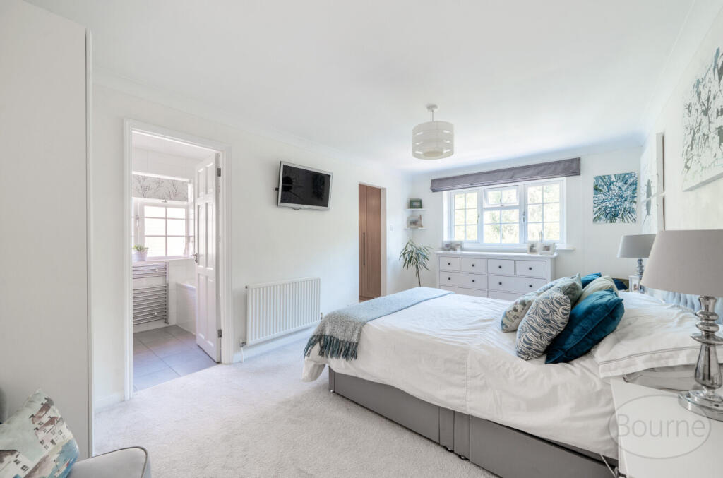 2d92eff8-7187-469...