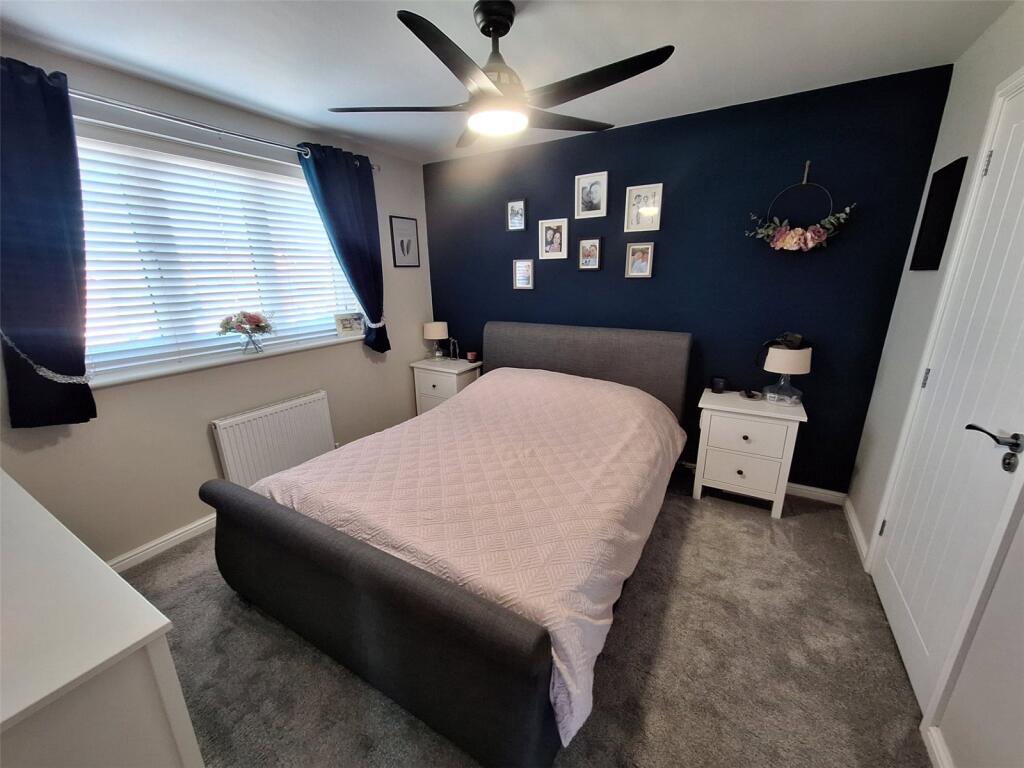 Mian Bedroom