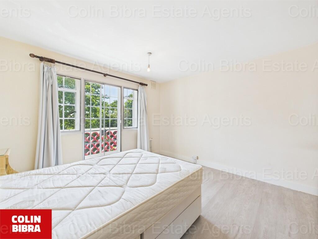 CAM04175G0-PR0037...