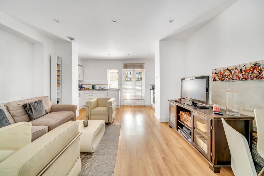 48 Upcerne Road, ...