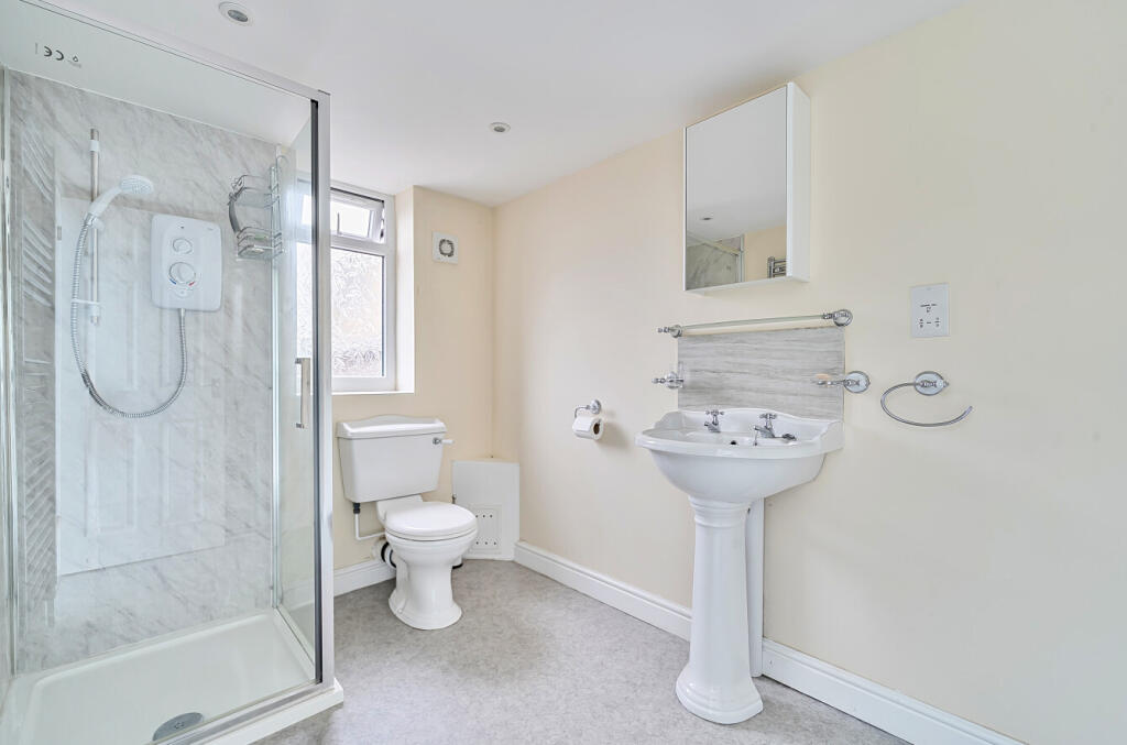 1344677-12-68b817...