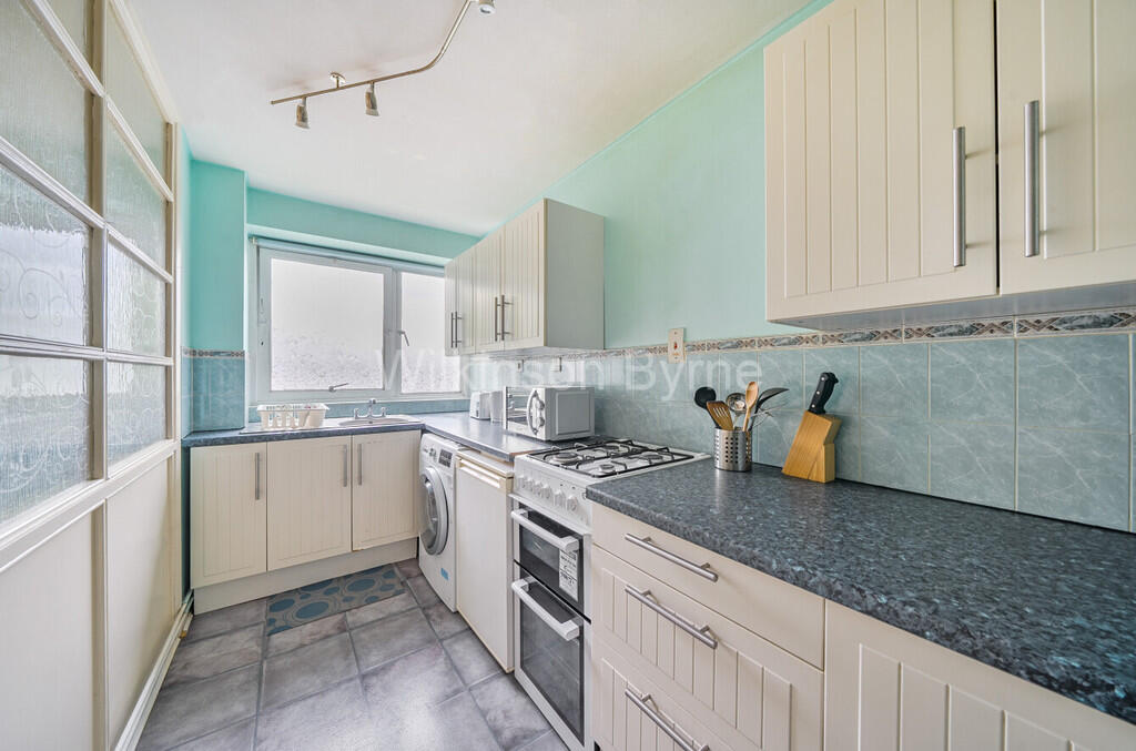 a908a9f5-2338-4ef...