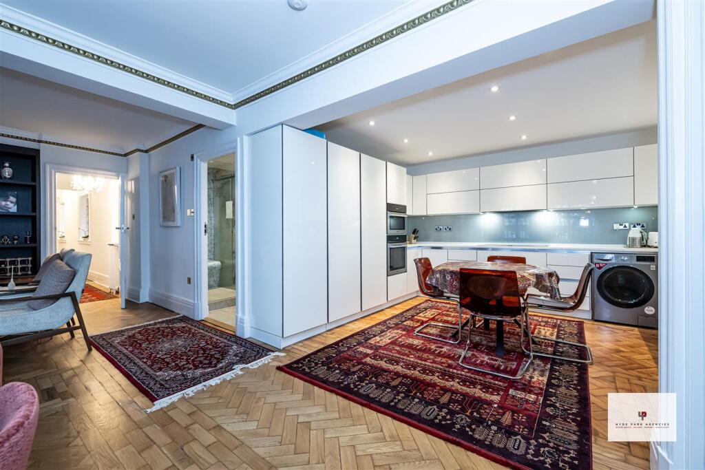 Chiltern Court 166-007 HR - HPA.jpg