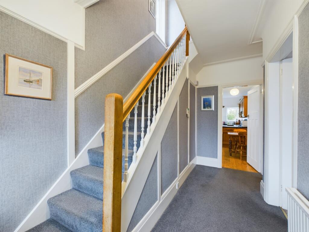 CAM02386G0-PR0110-STILL008