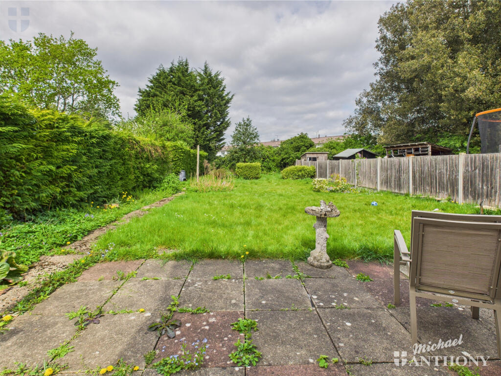 CAM03852G0-PR0258-STILL008