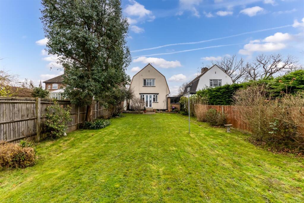 house-tudor-close-cheam-109.jpg