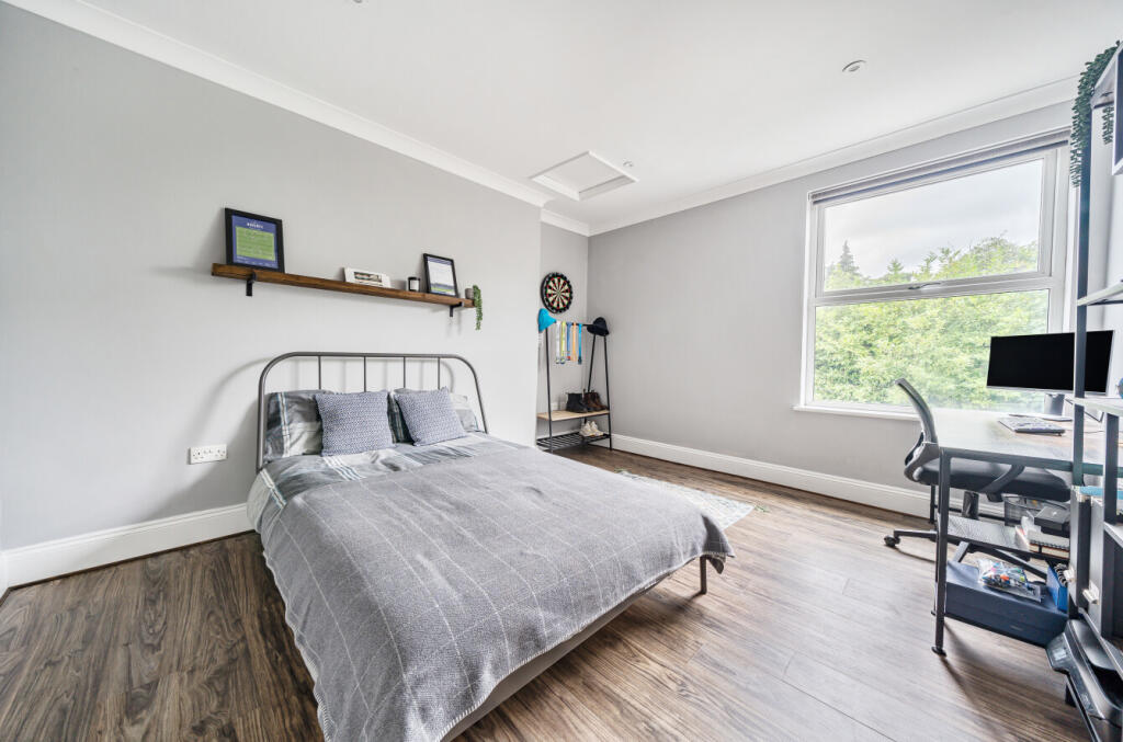 1314987-7-685c376...