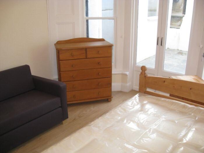studio small