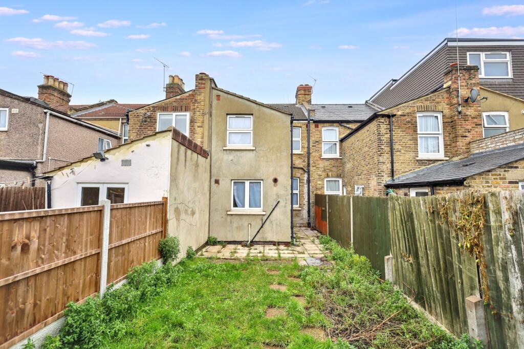 134 Colegrave Road, London E15 1EA