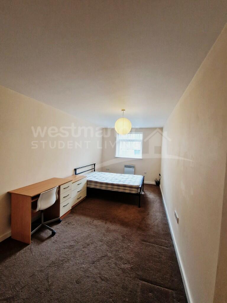 FLAT 17