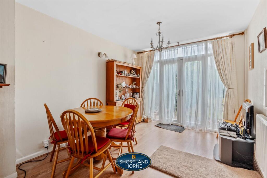 Lounge / Dining Room