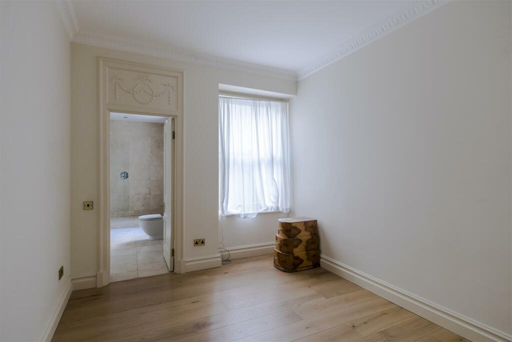 11, 2 Mansfield Street-10.jpg