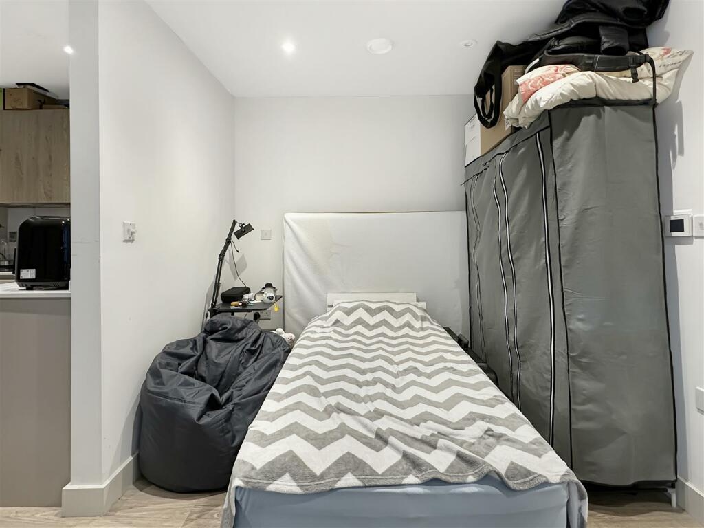 Living space (2)