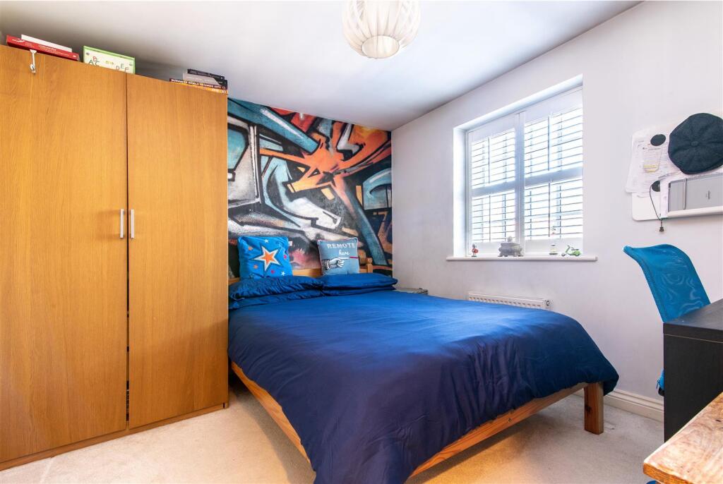 2 truman close-hi-40.jpg