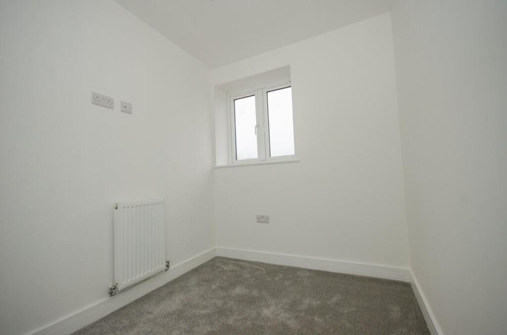 Bedroom 3.jpg