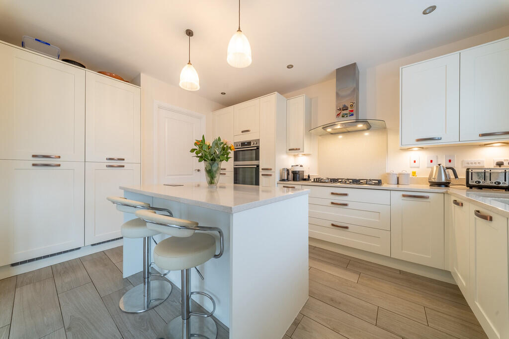 5 Curzon Avenue-3...