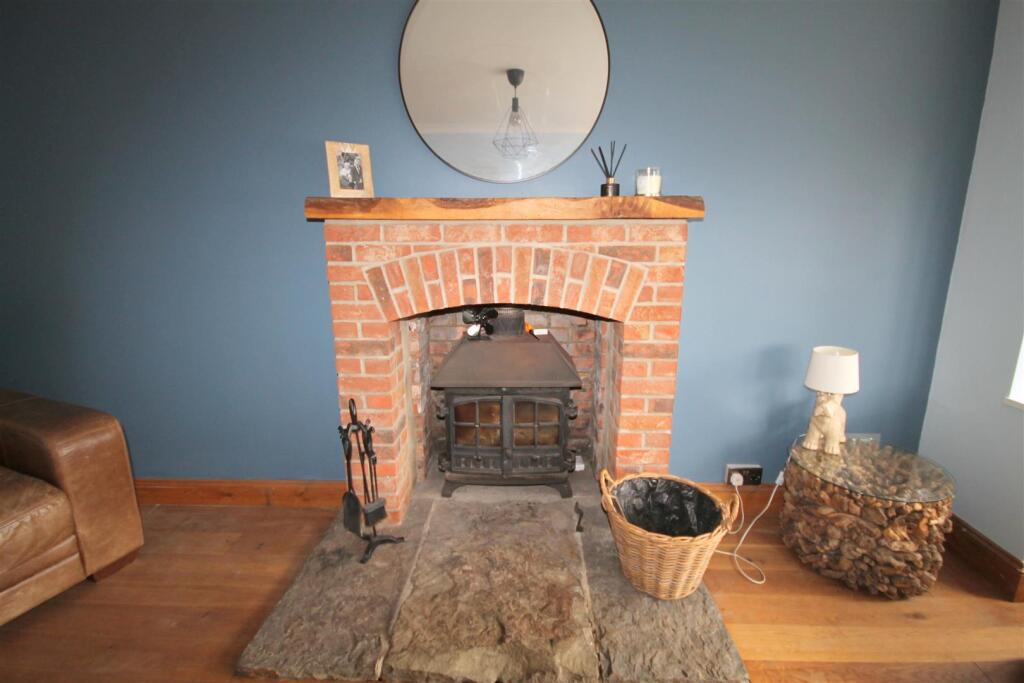 Fireplace.JPG