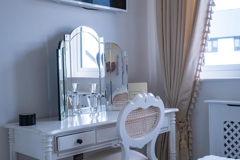 bedroom 3................jpg