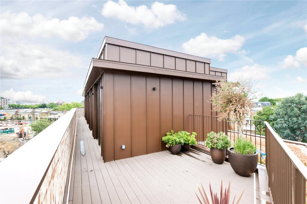 Private Roof Terrace