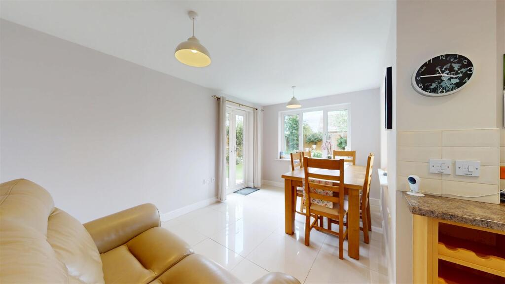 Breakfast Room