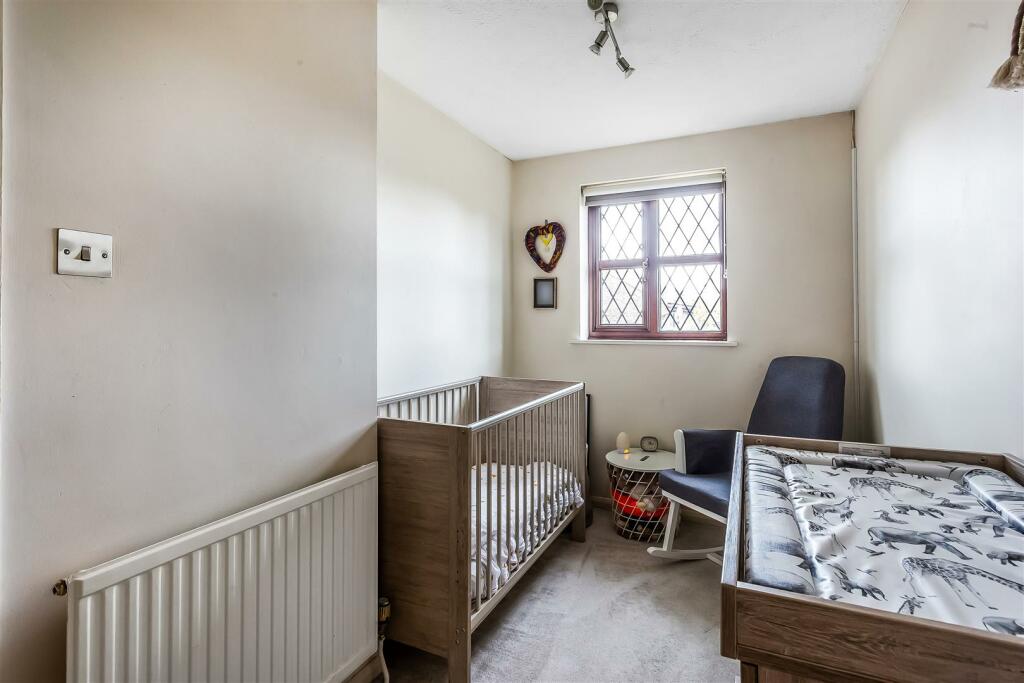 10-Morston-Close-1a.jpg