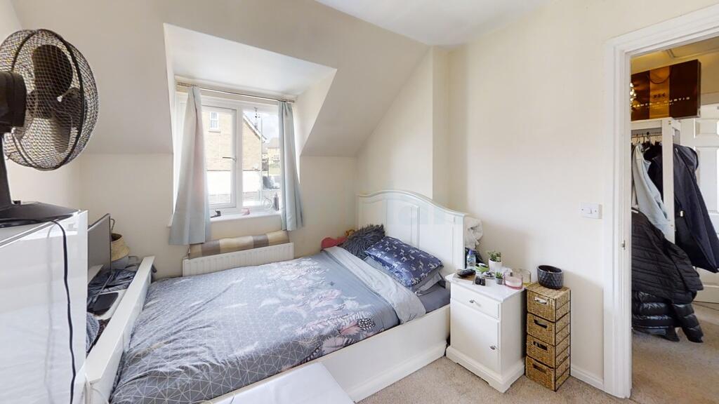 79-Faraday-Drive-Bedroom(2)