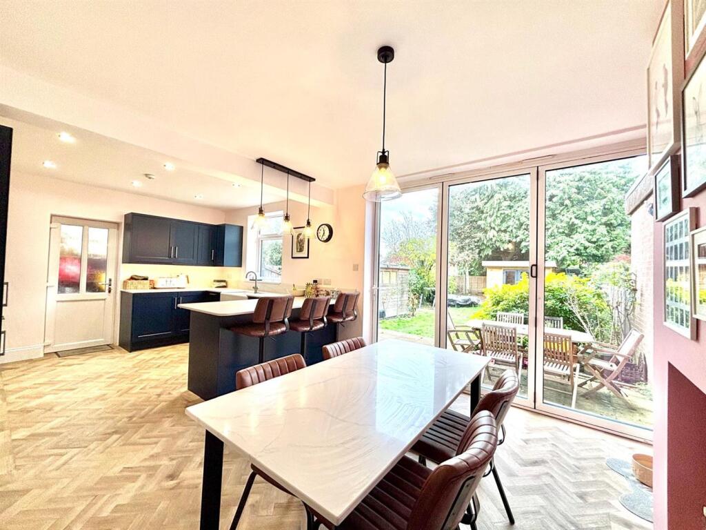 WhatsApp Image 2025-10-31 at 15.07.30_e46ce120.jpg