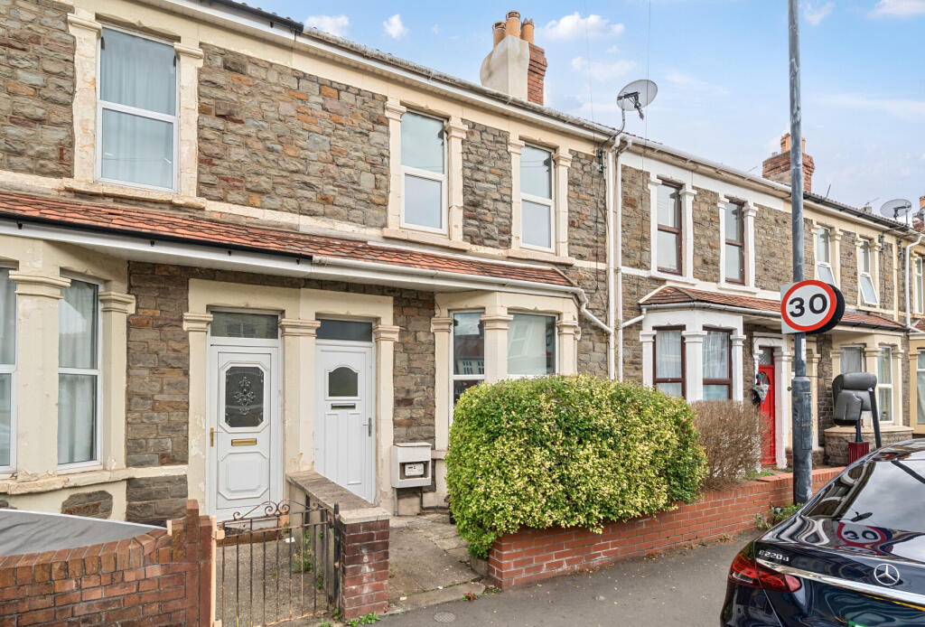 1371152-2-68f24cd...