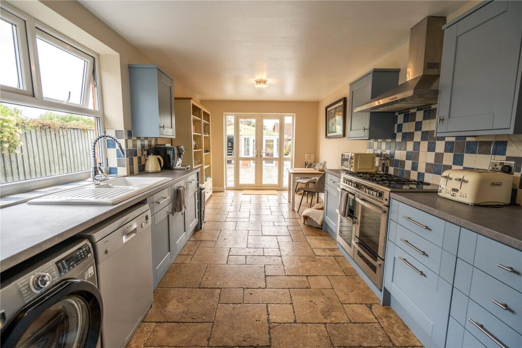 Kitchen-Diner (2)