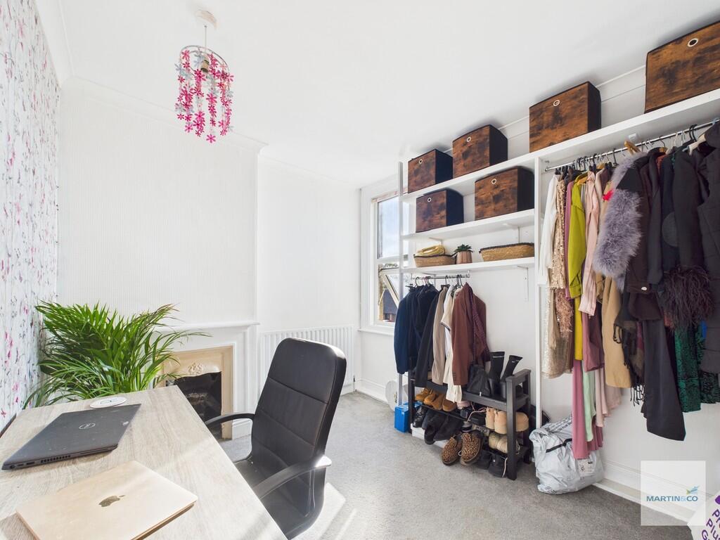 CAM03394G0-PR0373...