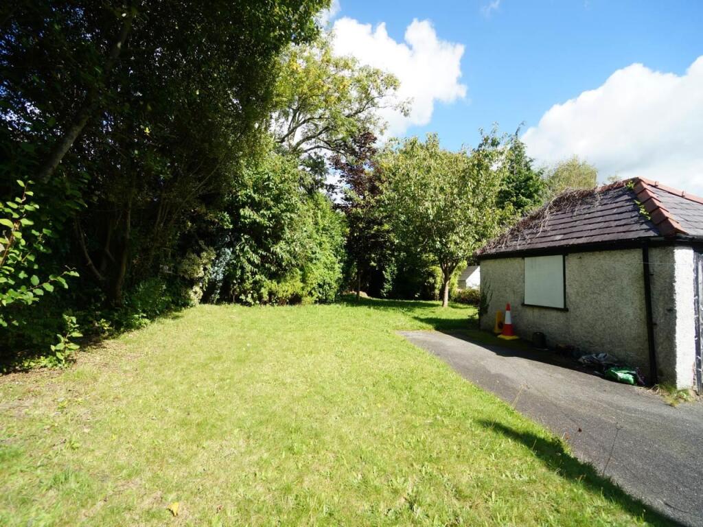 96FarrarRoad_Garden1.4.JPG