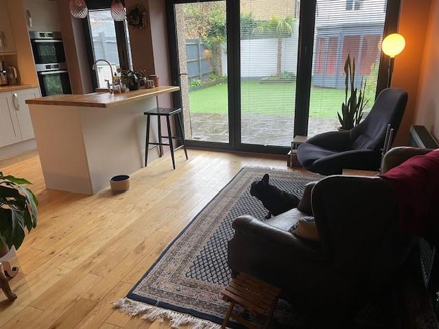 Kitchen area.jpg