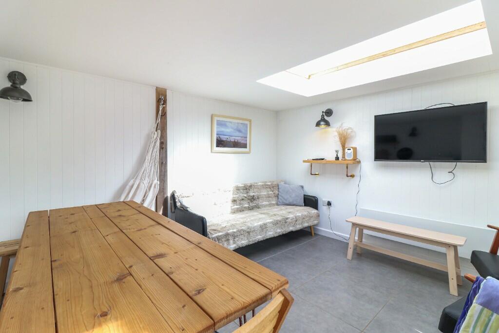 Garden room