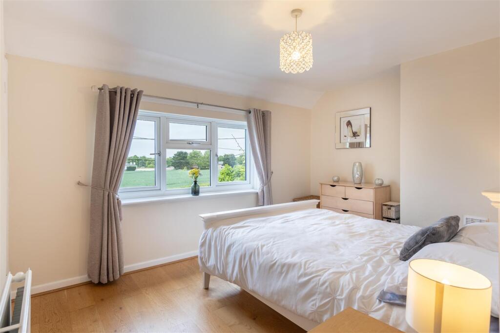 Kestrel Cottage-2.jpg