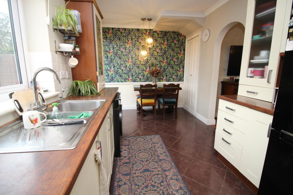 Kitchen diner