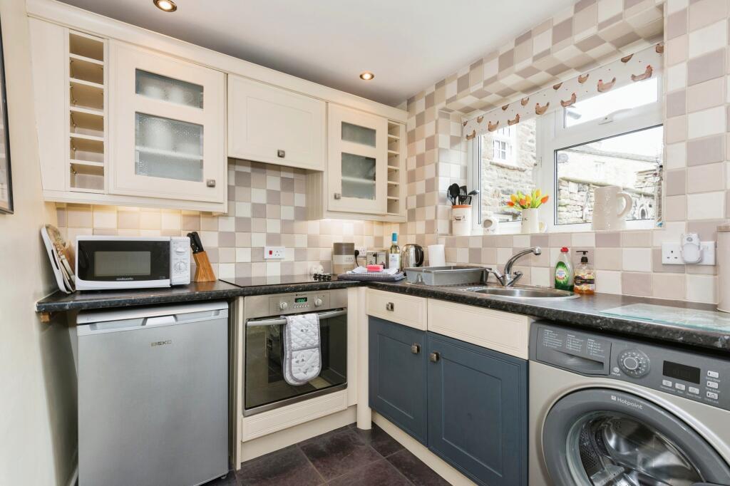 Cottage Kitchen