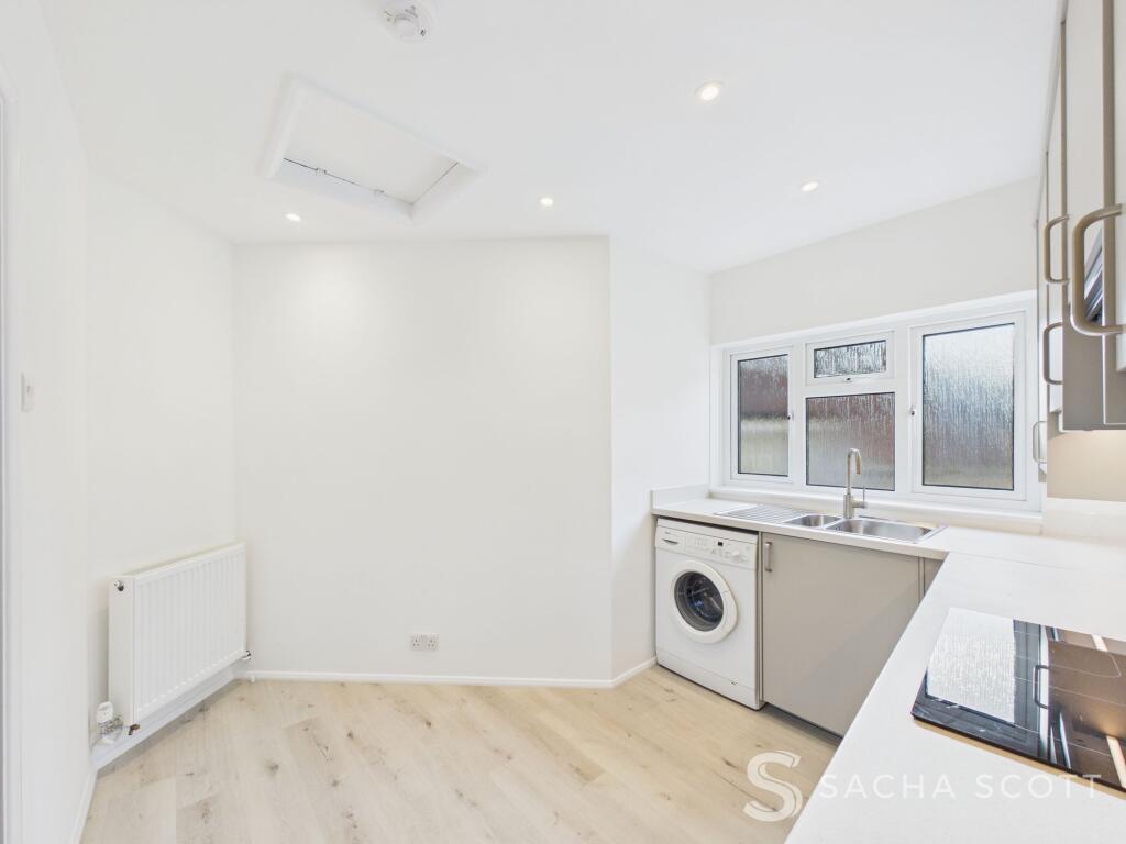 Kitchen / Breakfast Room