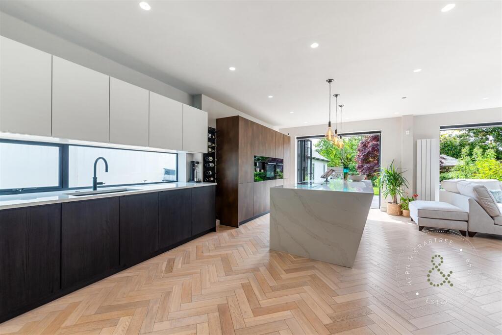 St Michaels (19).jpg