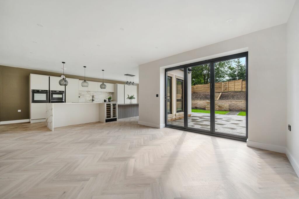 Living/Kitchen/Dining Area