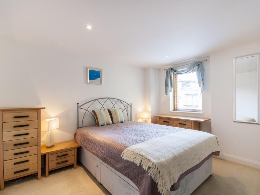 Bedroom2