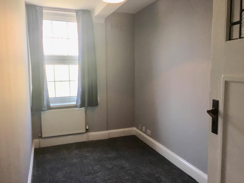 bed 3.jpg