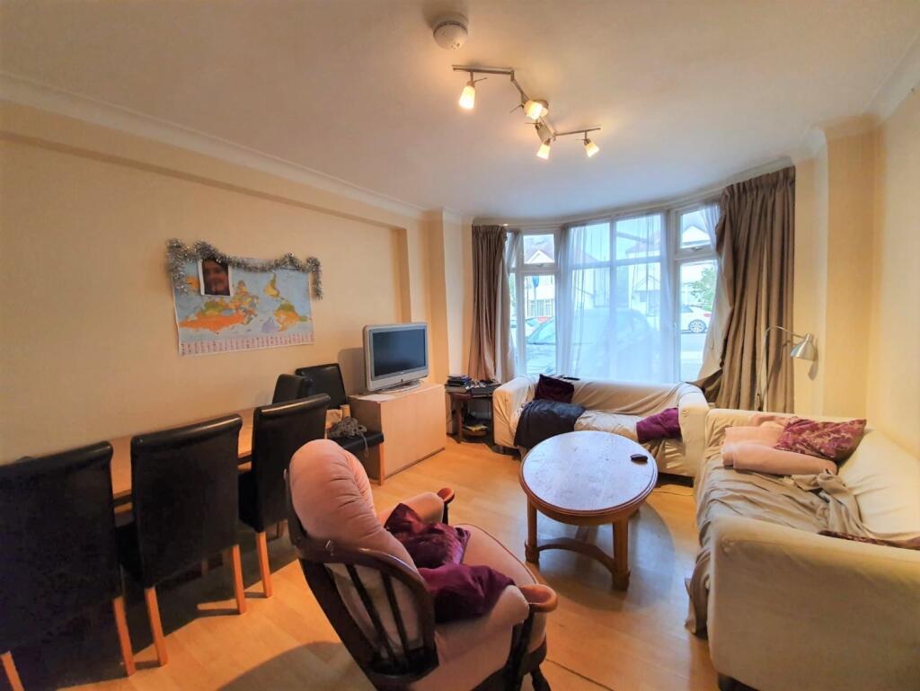 30eceb32-e657-4c37-848e-b61b9492cc6d