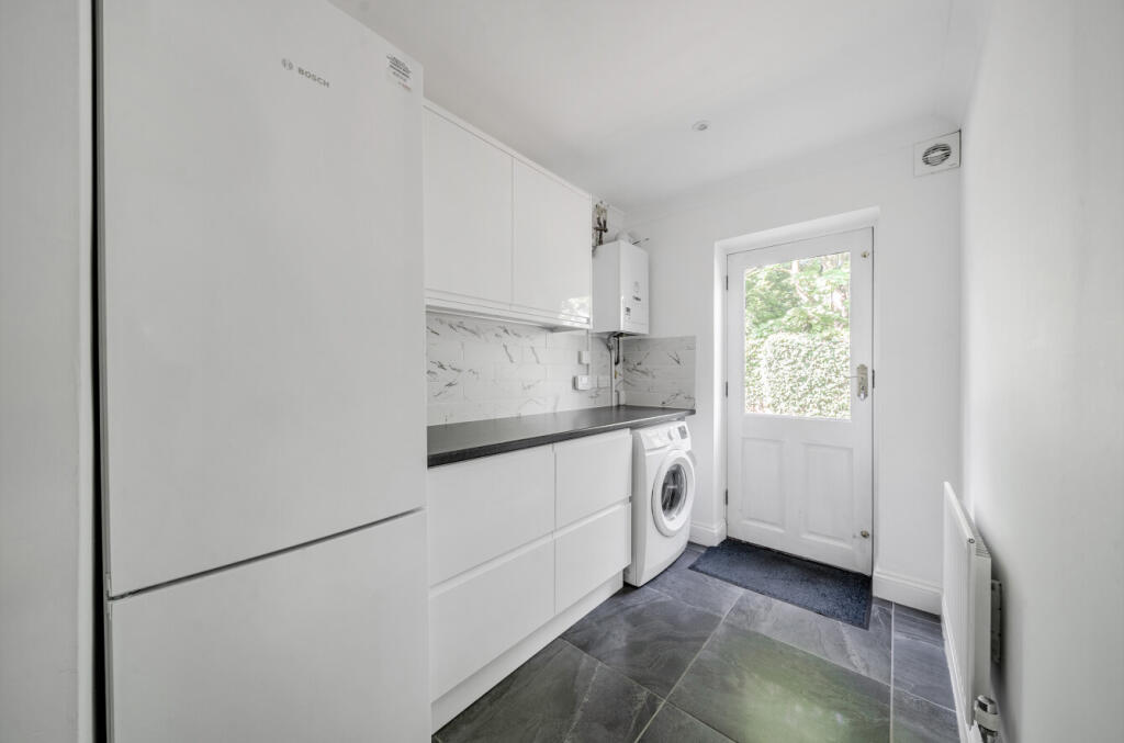 1336136-7-68a83c8...