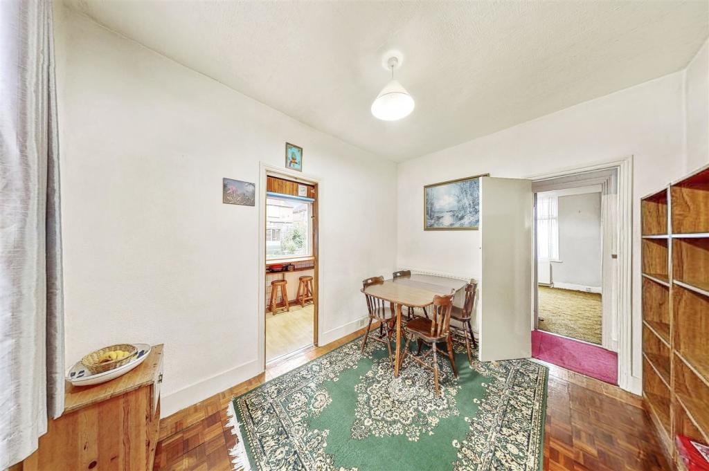 35 Charterhouse Avenue - K5a8MR7WLbNm5co3SYuQ.jpg