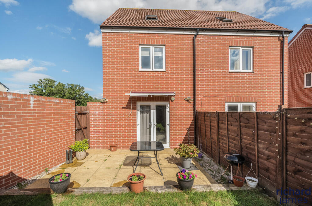 0a995e1303e349ef93cedae14e425202