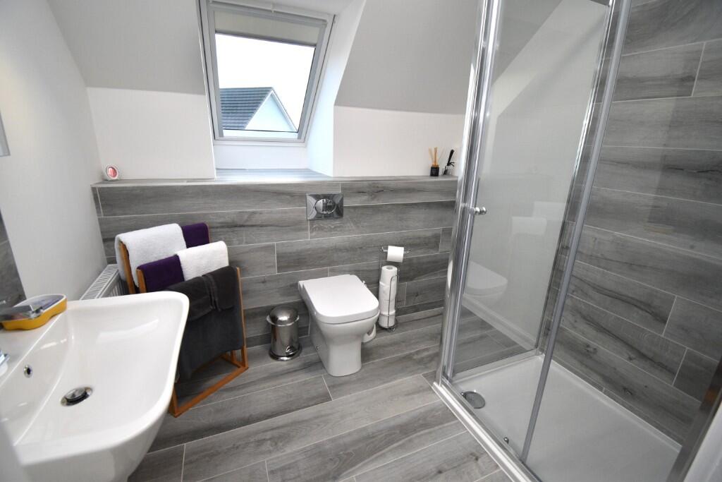 Bedroom 3 Ensuite