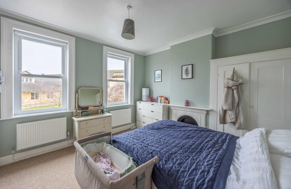 11 Triangle  East...