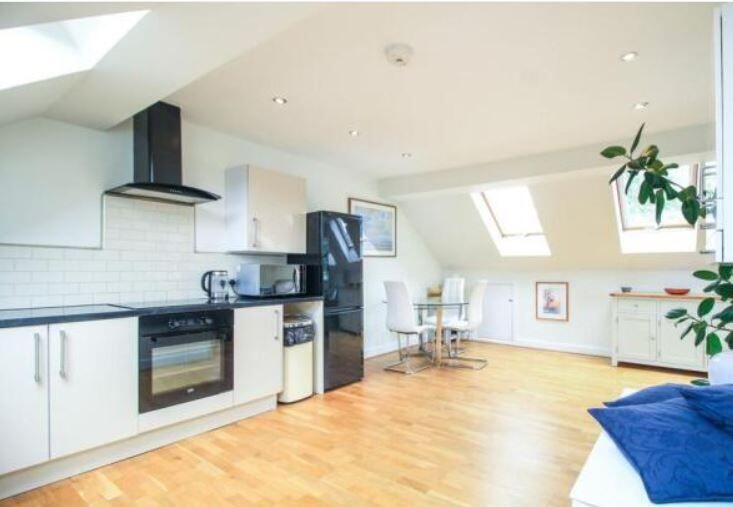 Valleyfield Road, London